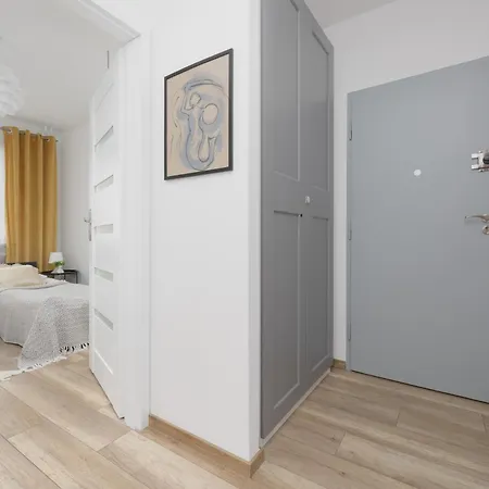 Modern Near Airport Wlochy By Renters * Warszawa