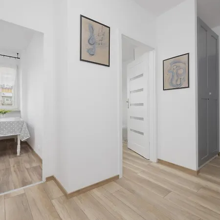 Modern Near Airport Wlochy By Renters * Warszawa