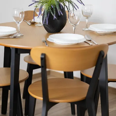 Modern Near Airport Wlochy By Renters شقة وارسو